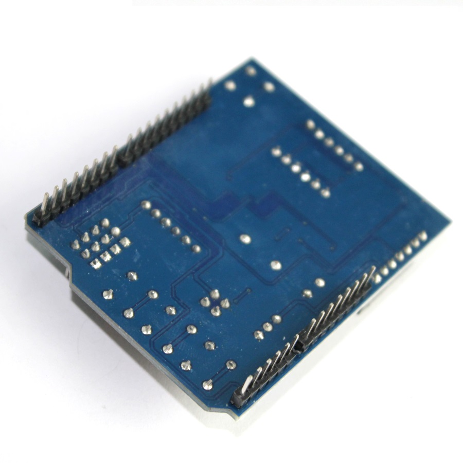 Multi-functional Arduino Learning Shield 